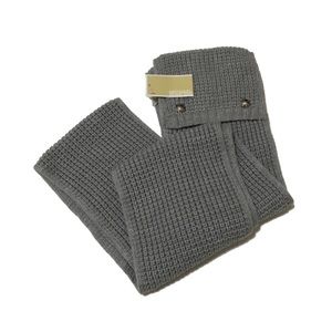 Michael Kors Thermal Knitted Pocket Scarf
